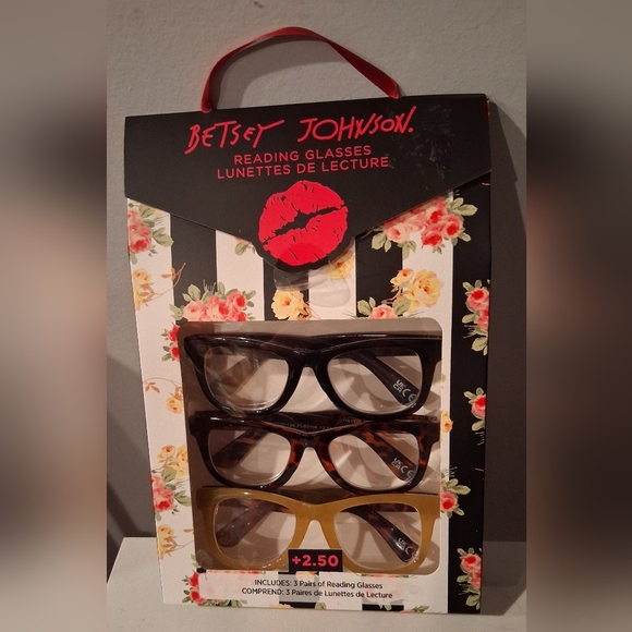 Betsey Johnson Accessories - Betsey Johnson 3 Pack Of Reading Glasses, 2.5 Power